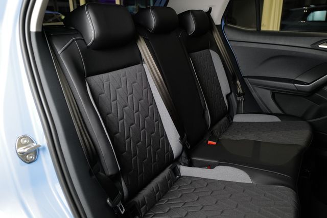 Volkswagen T-Cross 1.0TSI DSG Energy AHK RKAM ACC Totwinkel