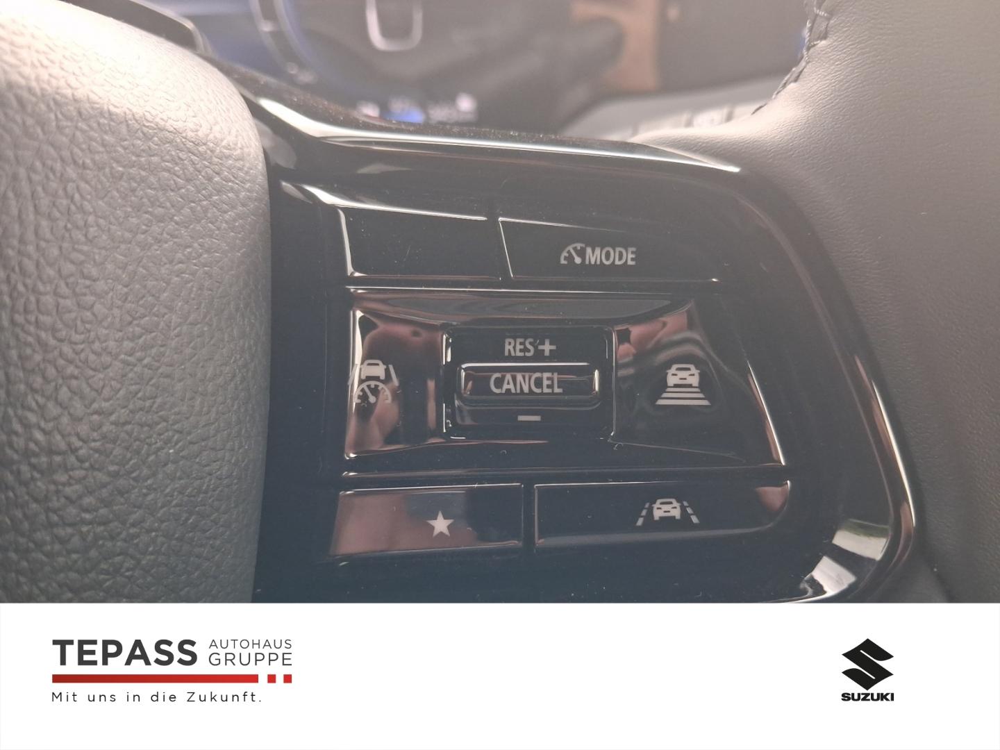 Suzuki e Vitara 5-Türer eAxle Comfort Allgrip NAVI PDC 
