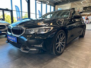 MYAUTOCENTER – Gebraucht- und Jahreswagen mit Werkstattservice in Pfaffenhofen BMW 330 *1-HAND*SERVICETÜV NEU*KEYLESS*LED*M-SPORT*