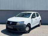 Dacia Sandero II Essentiel TÜV - Dacia Sandero: Essentiel