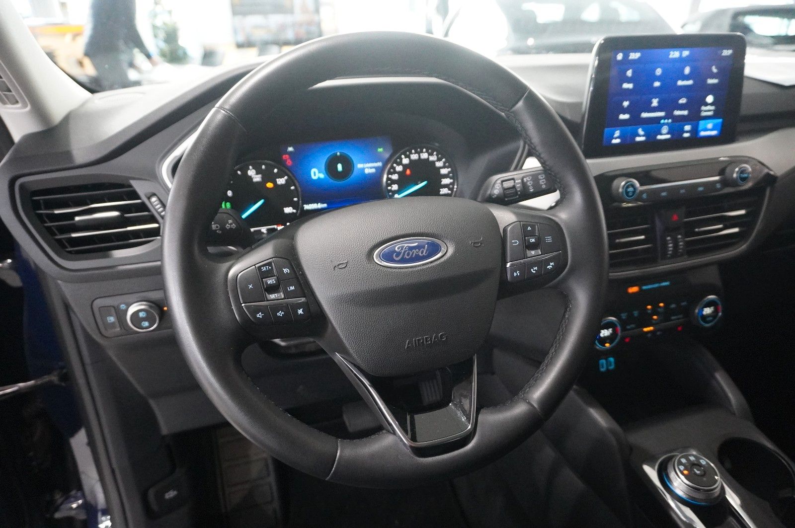Fahrzeugabbildung Ford Kuga 2.5 HYBRID COOL & CON. NAVI/LED/SPORT/DAB+
