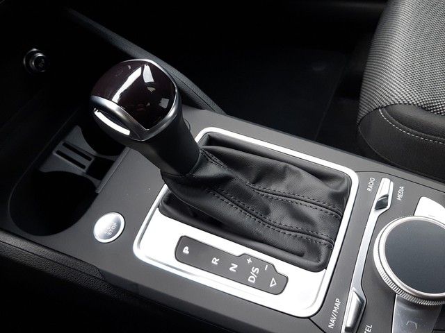 Fahrzeugabbildung Audi Q2 advanced 35 TFSI S-tronic Navi LED BlackOptik