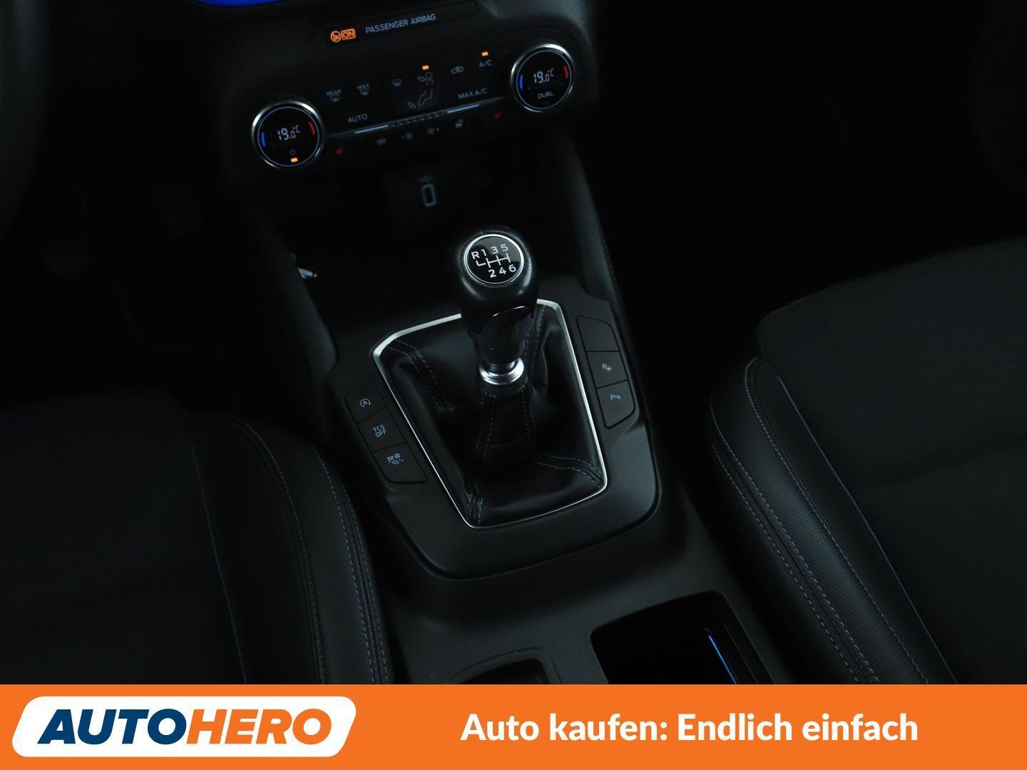 Ford Focus 1.5 EcoBoost Active*NAVI*LED*TEMPO*CAM*AHK