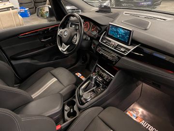 BMW 225 Active Tourer *HEAD-UP*KAMERA*NAVI*ACC*