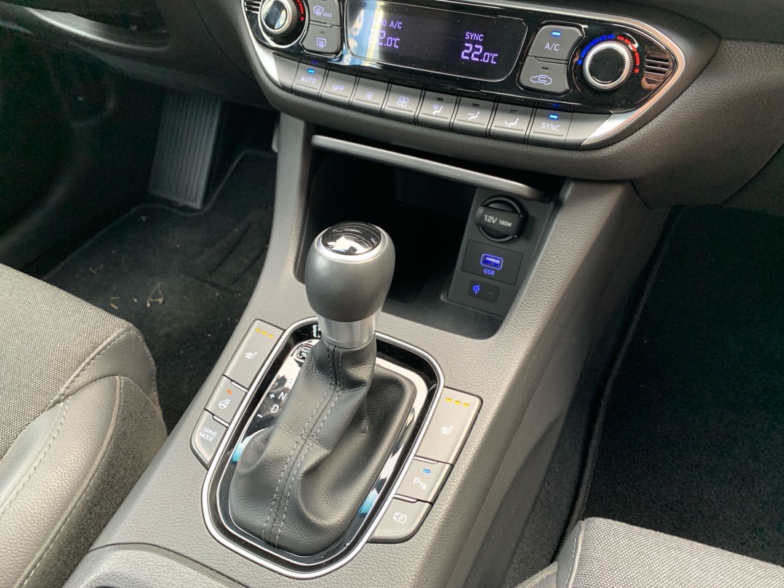 Fahrzeugabbildung Hyundai i30 Fastback 7-DCT 1.6 CRDi Prime Mild-Hybrid ne