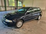 Audi A4, V6, 1.Hd, Scheckheft, Youngtimer, - gebrauchte Audi A4 aus dem Jahr 2000