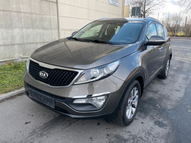 Kia Sportage Vision 2WD*Automatik*8xBereift*PDC*Top*