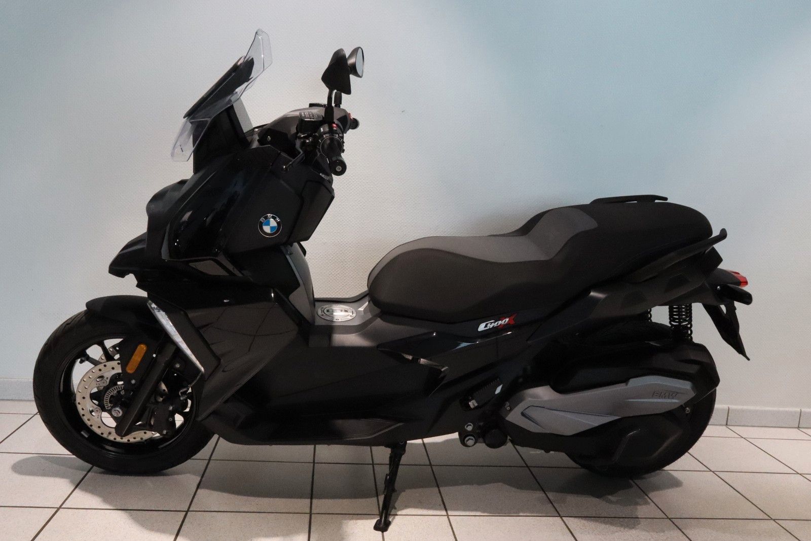 Fahrzeugabbildung BMW C400X