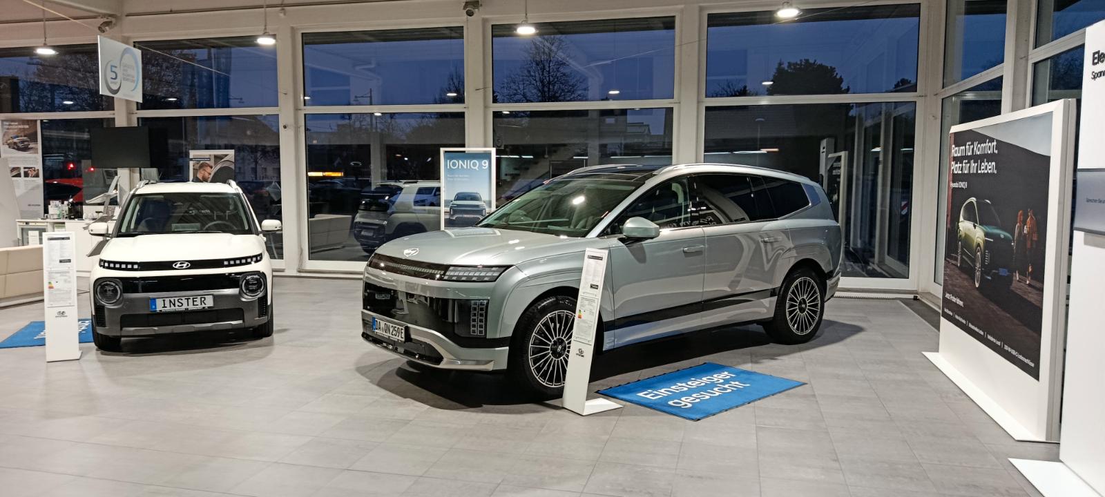 showroom-image-main