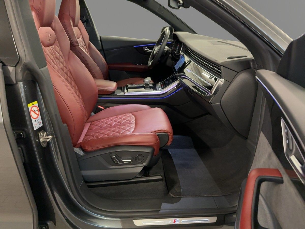 Audi SQ8 - Bild 11