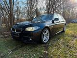 BMW 530d Kombi M Paket xDrive*Aut*Navi*Hup... - BMW 530 Gebrauchtwagen Bmw530d