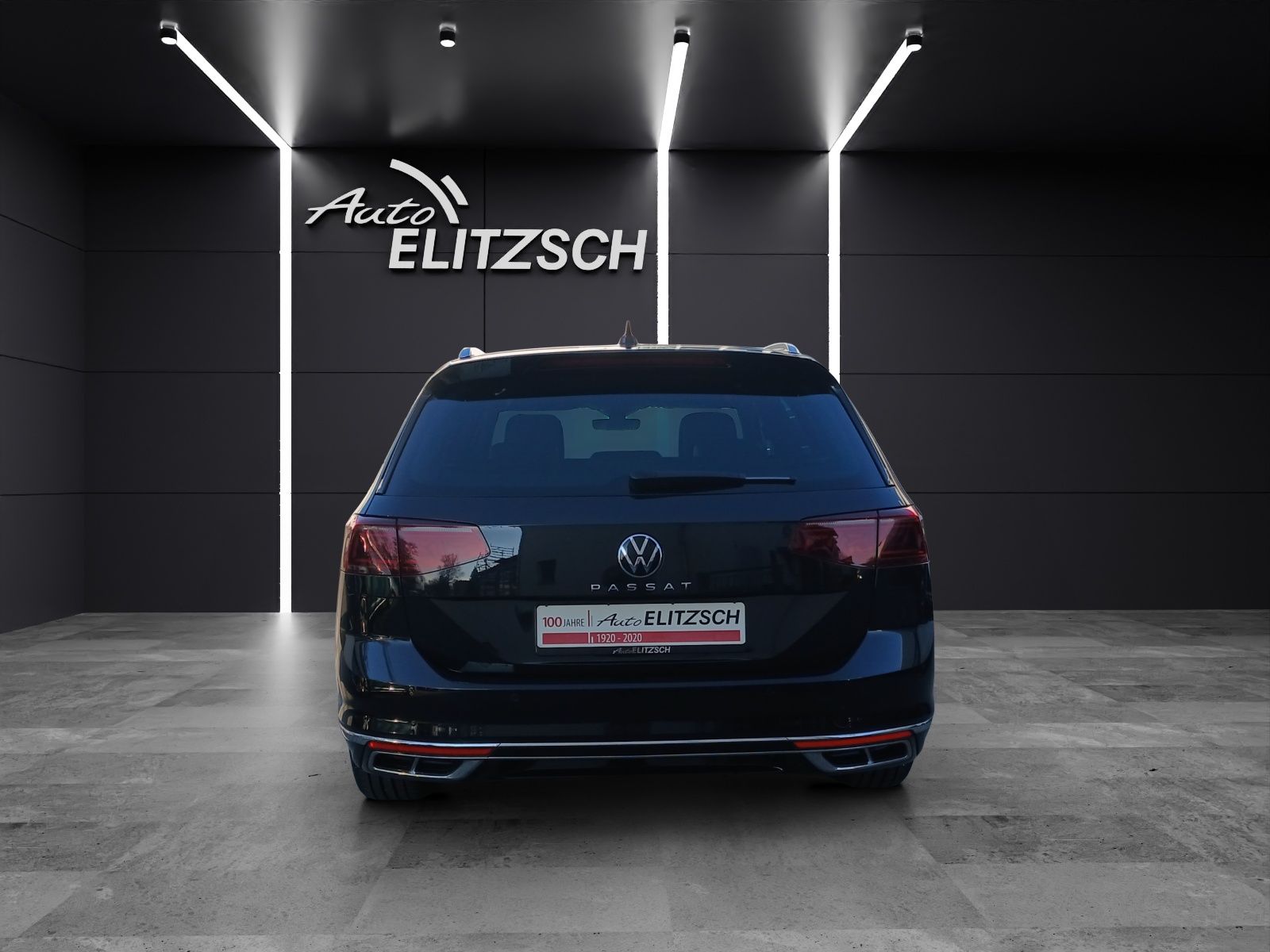 Fahrzeugabbildung Volkswagen Passat Variant TDI R-Line DSG Matrix AHK Navi Le