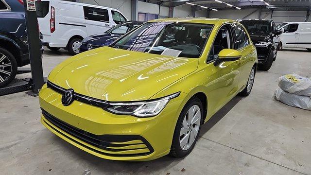 Volkswagen Golf VIII #DSG#HuD#8xReifen#NAVI Life