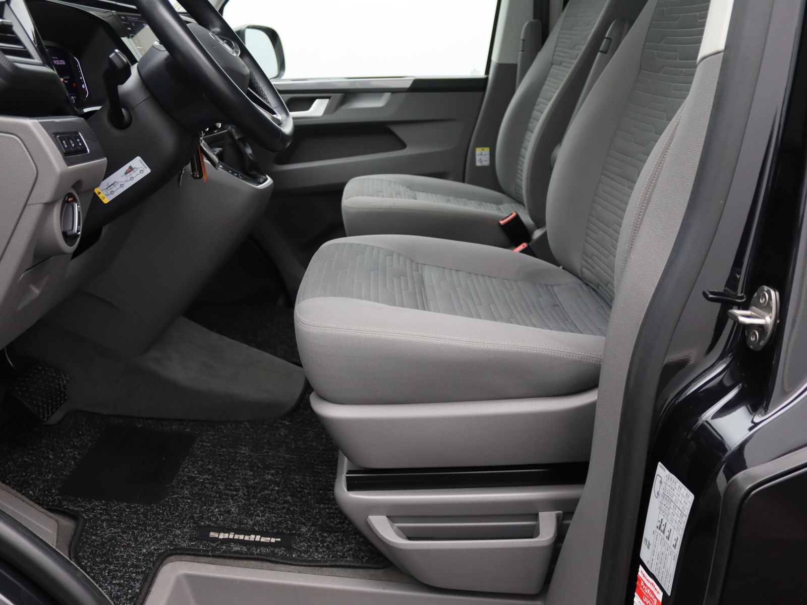 Volkswagen T6 California - Bild 14