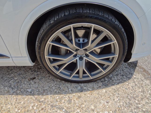Fahrzeugabbildung Audi Q7 3.0TDI/HUD/Pano/StH/22-Zoll/1.Hd/AHK/3xS-Line