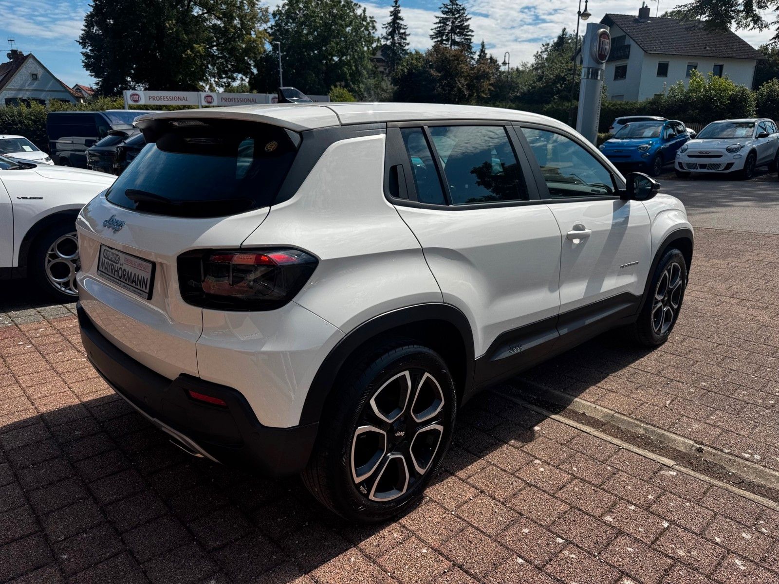 Fahrzeugabbildung Jeep Avenger 1.2 Altitude Navi Kamera El. Heckklappe