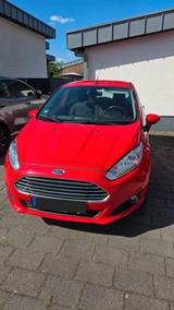 Ford Fiesta Titanium 1.6 TDCi 95 PS TÜV neu