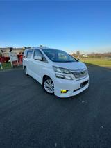 Toyota Vellfire in einem sehr guten Zustand. - Toyota Alphard Benziner Gebrauchtwagen