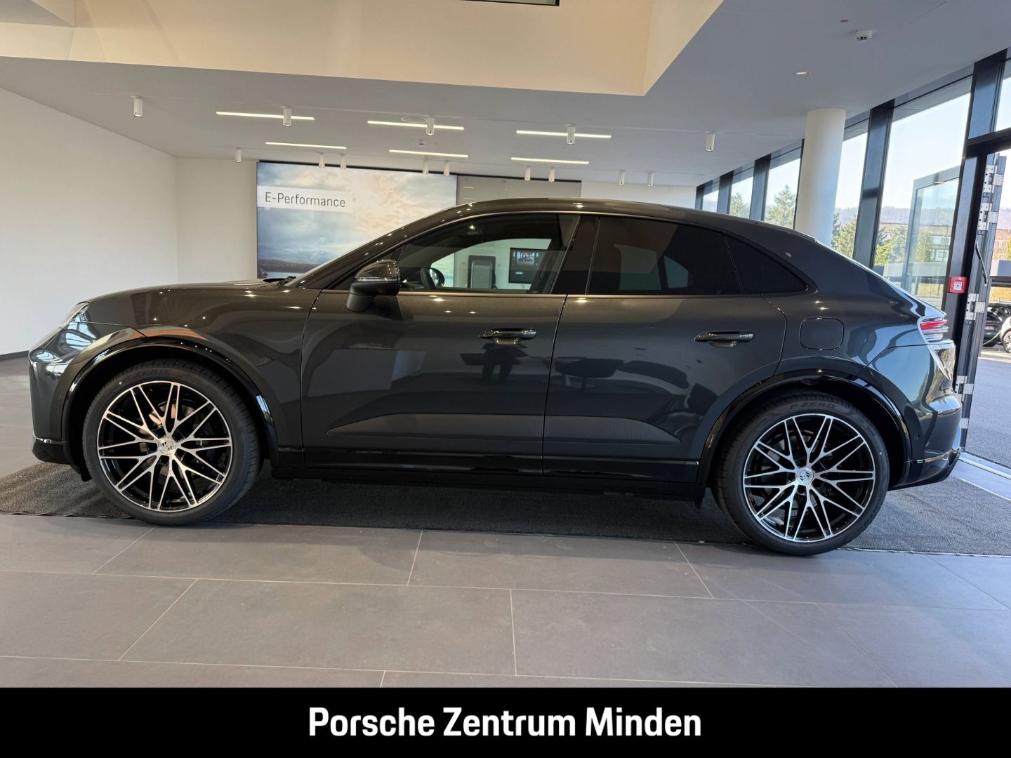 Porsche Macan - Bild 2