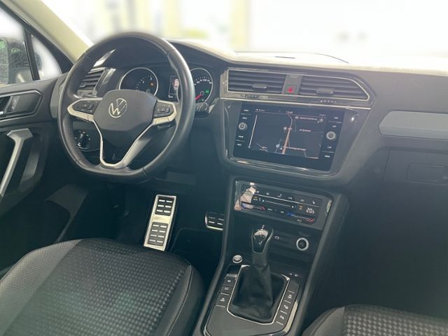Fahrzeugabbildung Volkswagen Tiguan 2.0 TDI DSG ACTIVE LED ACC TRAVEL-ASSIST