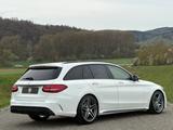 Mercedes-Benz C 63 T AMG/Burm./Perf.AGA/Comand/Kamera/Drivers/ - Mercedes-Benz aus 2017: 63
