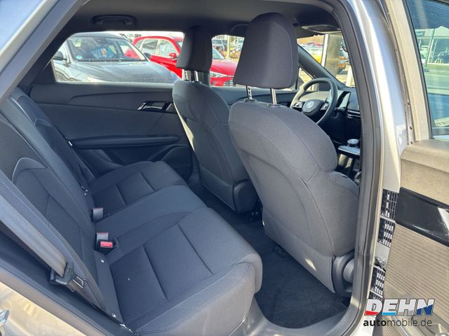 MG MG4 Standard MY24 Digitales Cockpit LED ACC Appl