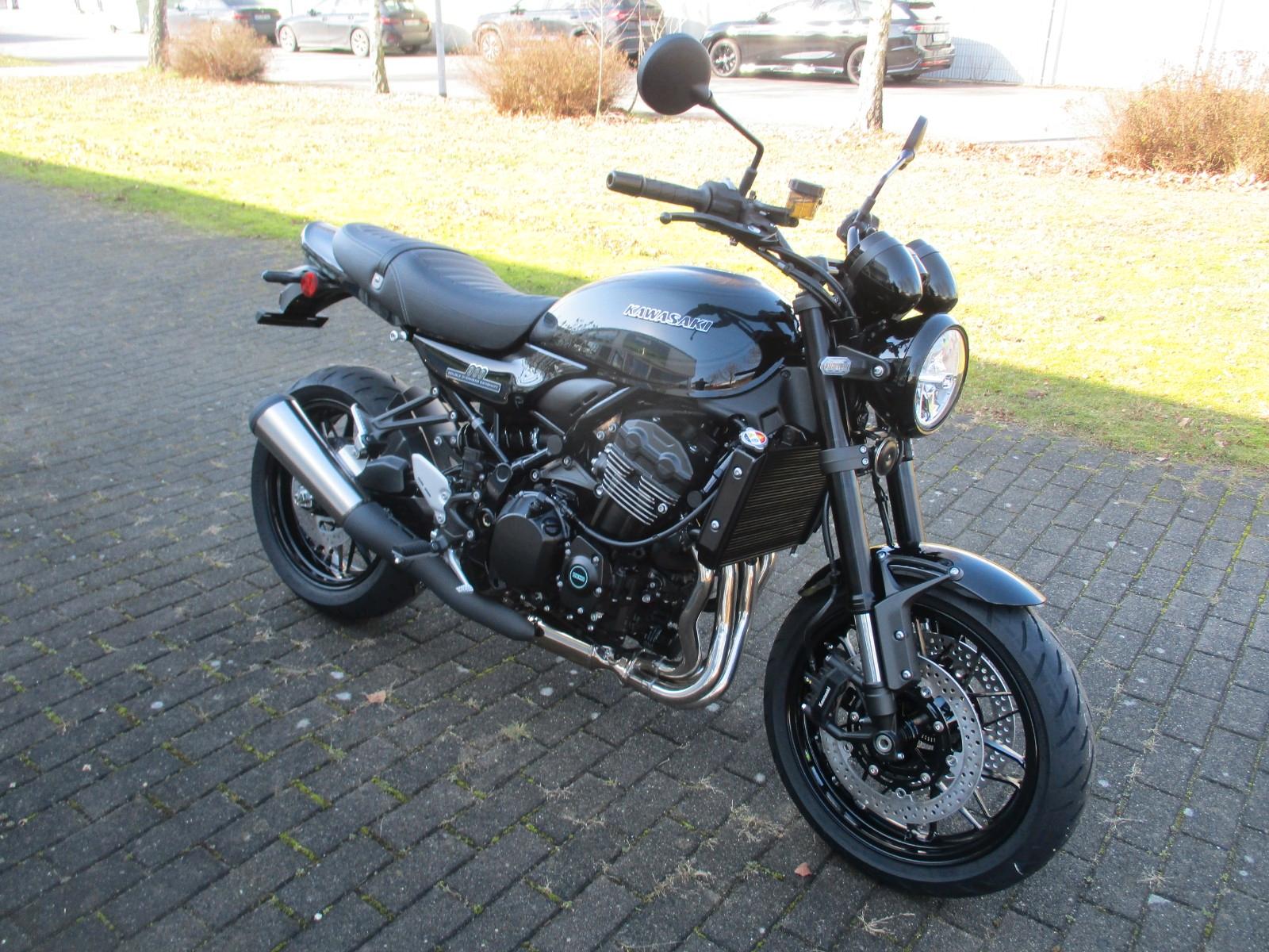 Kawasaki Z 900 RS   Black Ball  2026   4. J. Garantie