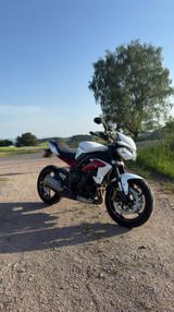 Triumph Street Triple R 675 - TRIUMPH 675 STREET TRIPLE