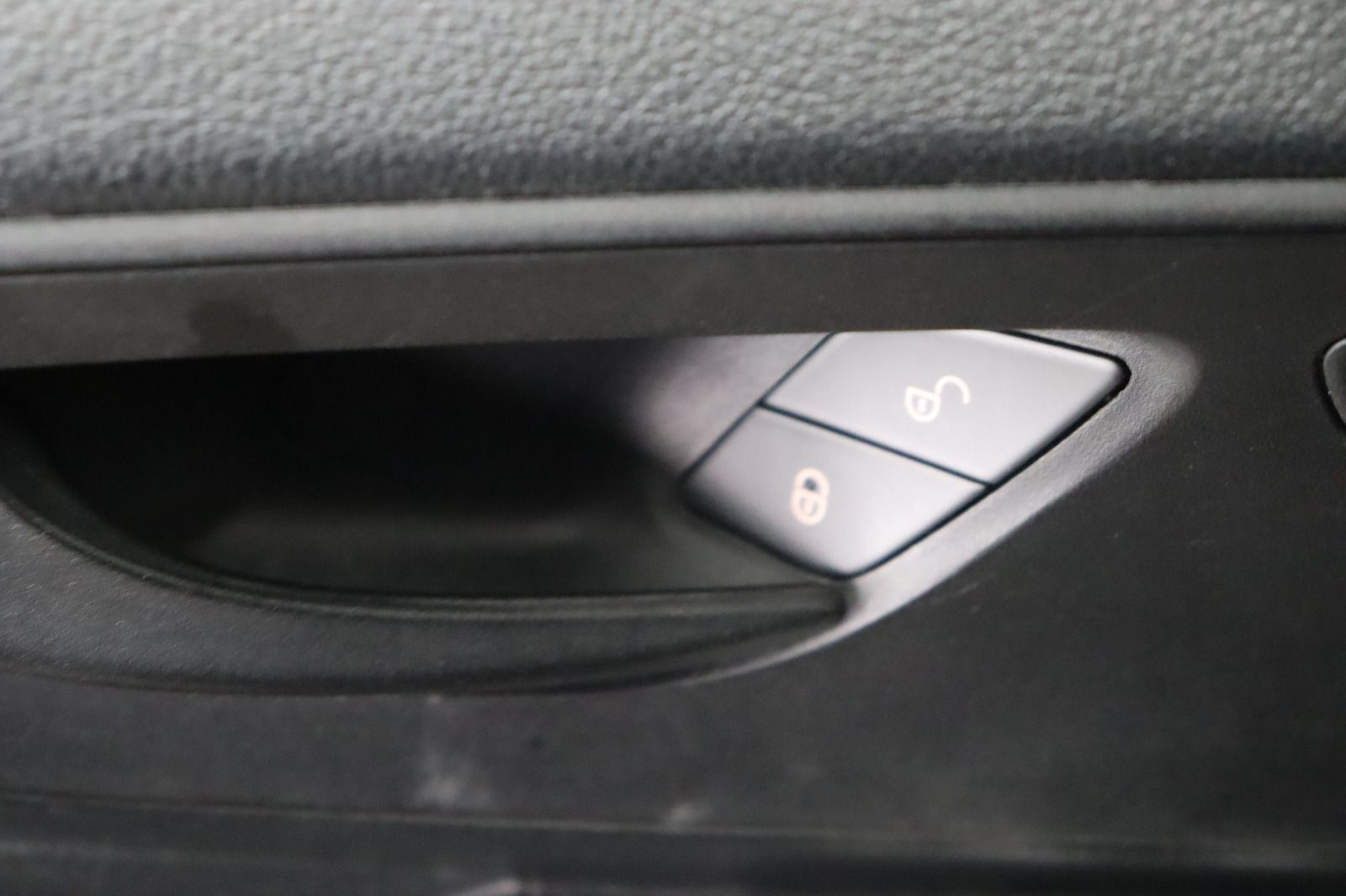 Fahrzeugabbildung Mercedes-Benz Vito Tourer 116 CDI lang Edition * 8 Sitze
