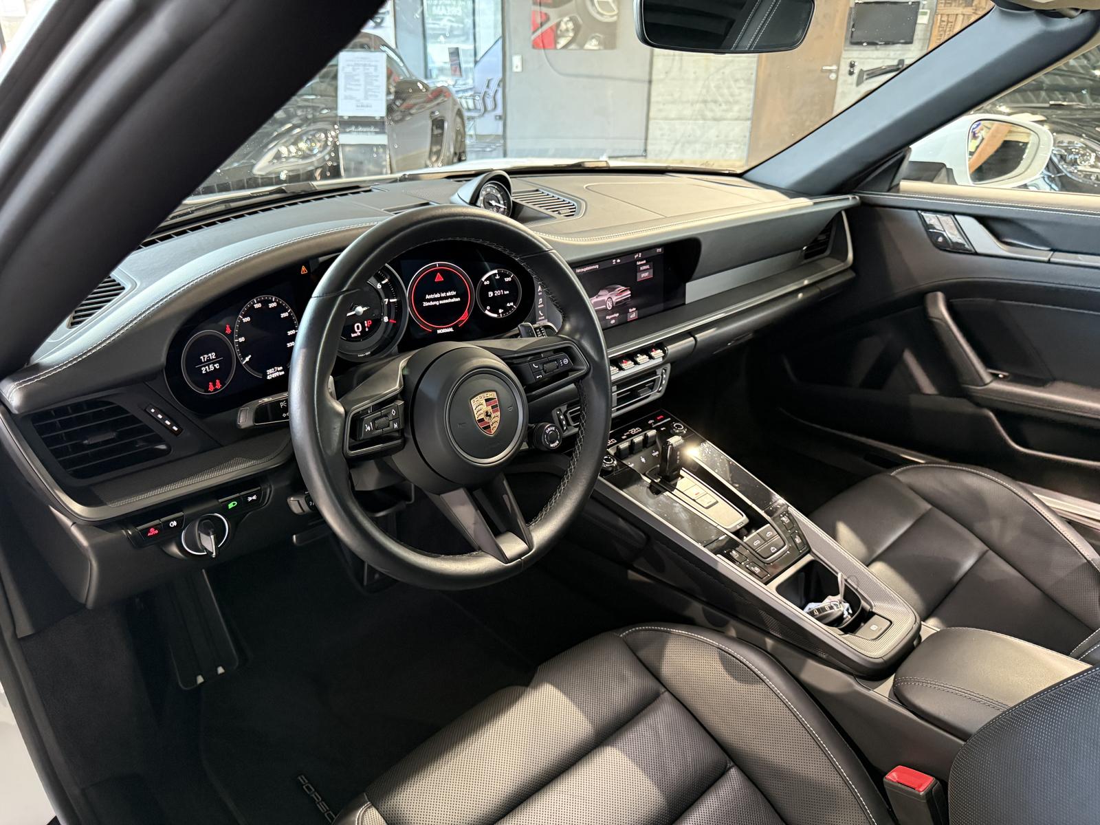 Porsche 992 Carrera 4S Cabriolet PDK*CHRONO*