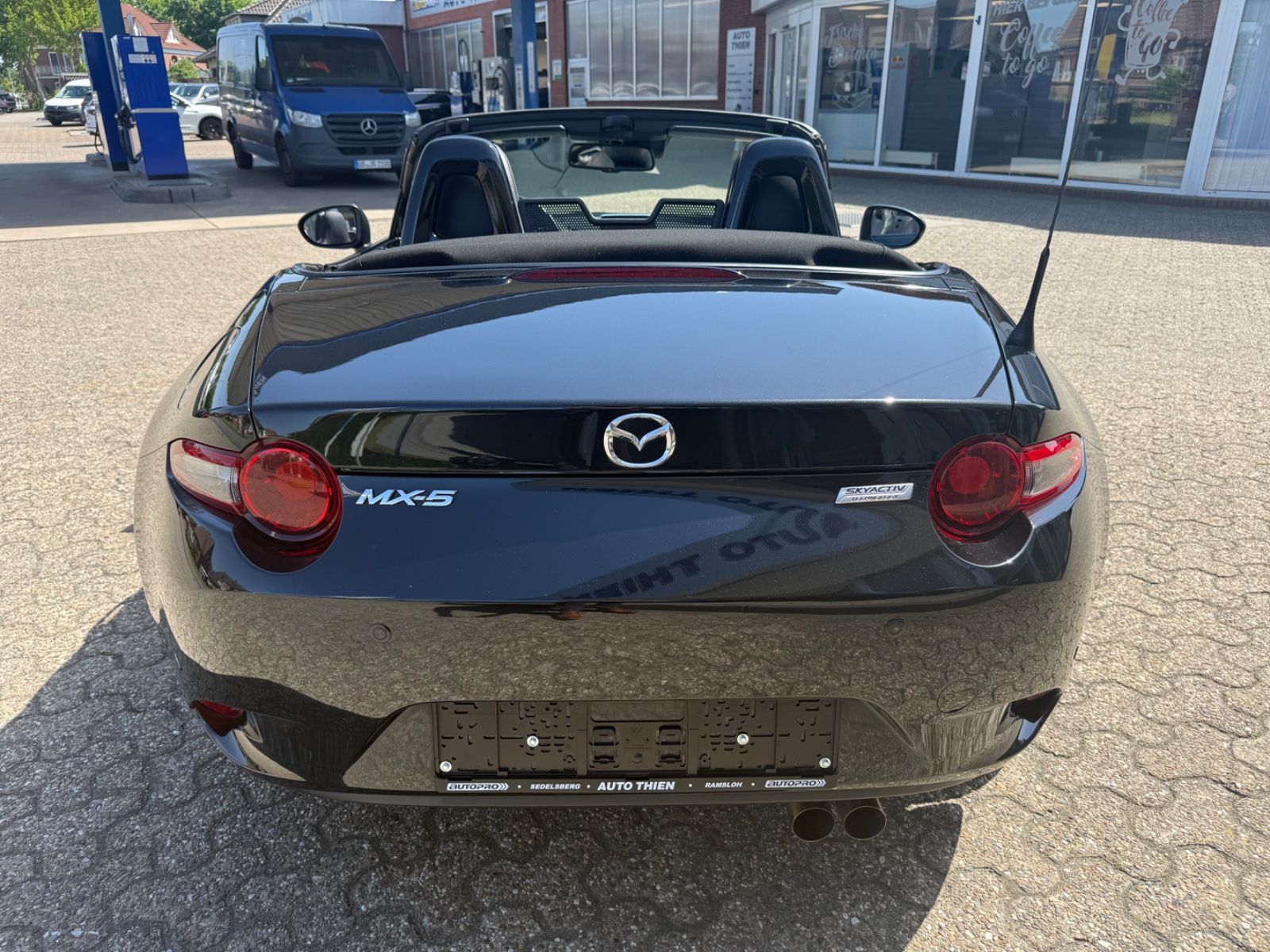 Fahrzeugabbildung Mazda MX-5 Sports-Line 2.0 SKYACTIV-G 160 Bose/LED