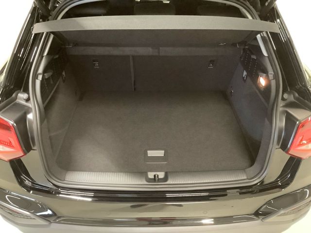Q2 30 TFSI 81 kW 6-Gang,Navi,PDC plus,elektr. He