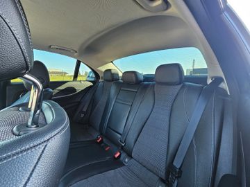 Mercedes E 250 - 9