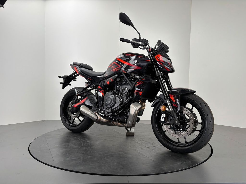 Fahrzeugabbildung Yamaha MT-07 *HERBST DEALS* inkl.FOLIERUNG