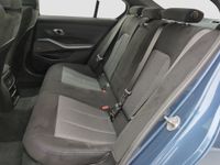 BMW 330 - Vorschau Bild 11