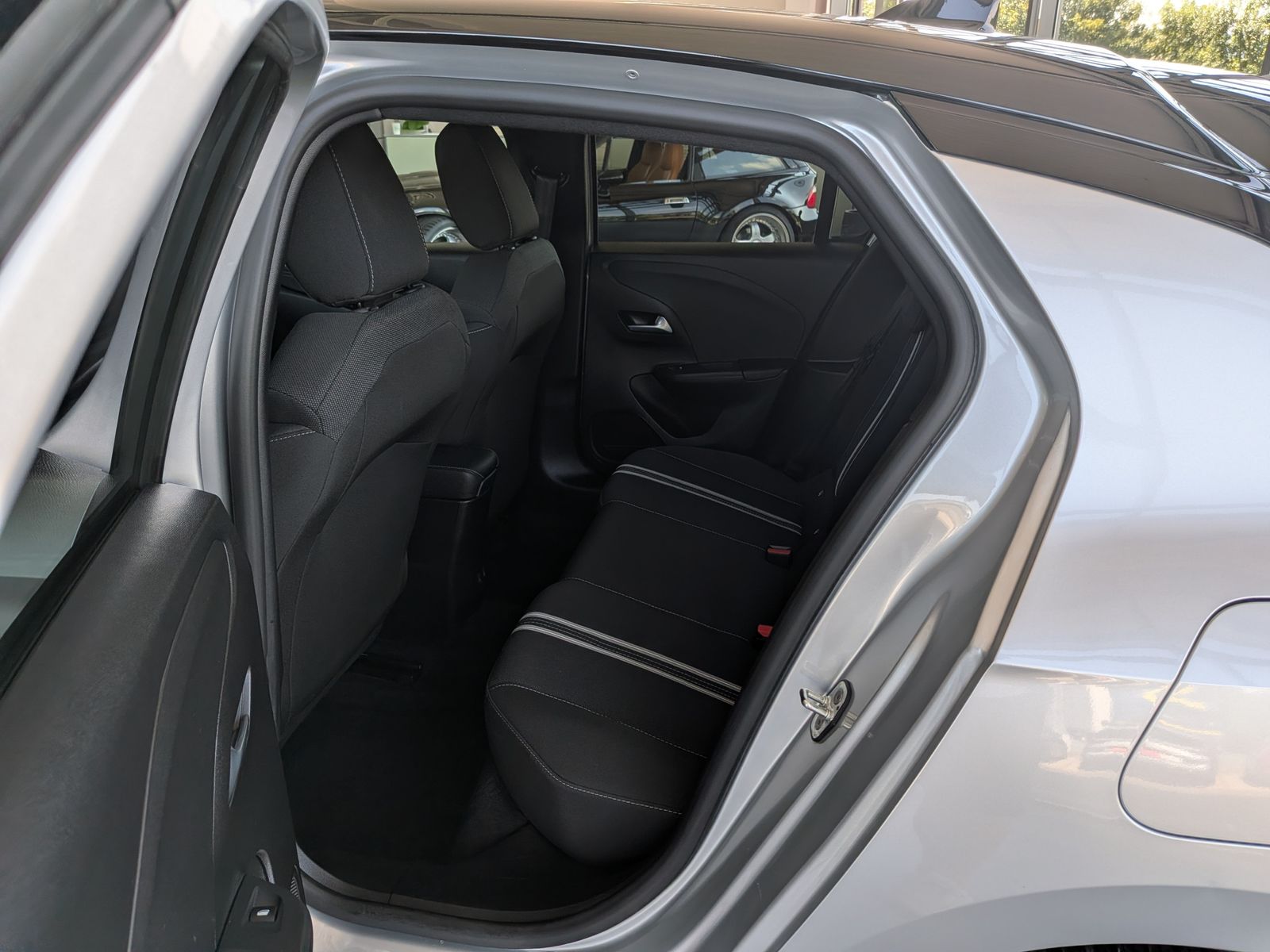 Fahrzeugabbildung Opel Corsa GS 1.2 Turbo LED Navi ACC Kamera Carplay