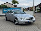 Mercedes-Benz CLS 350 CDI Modelpflege Bi-Xenon Navi Comand Shz - Mercedes-Benz CLS aus dem Jahr 2010