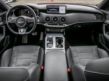 Kia Stinger Automatik Leder 360° Kamera Navi ACC