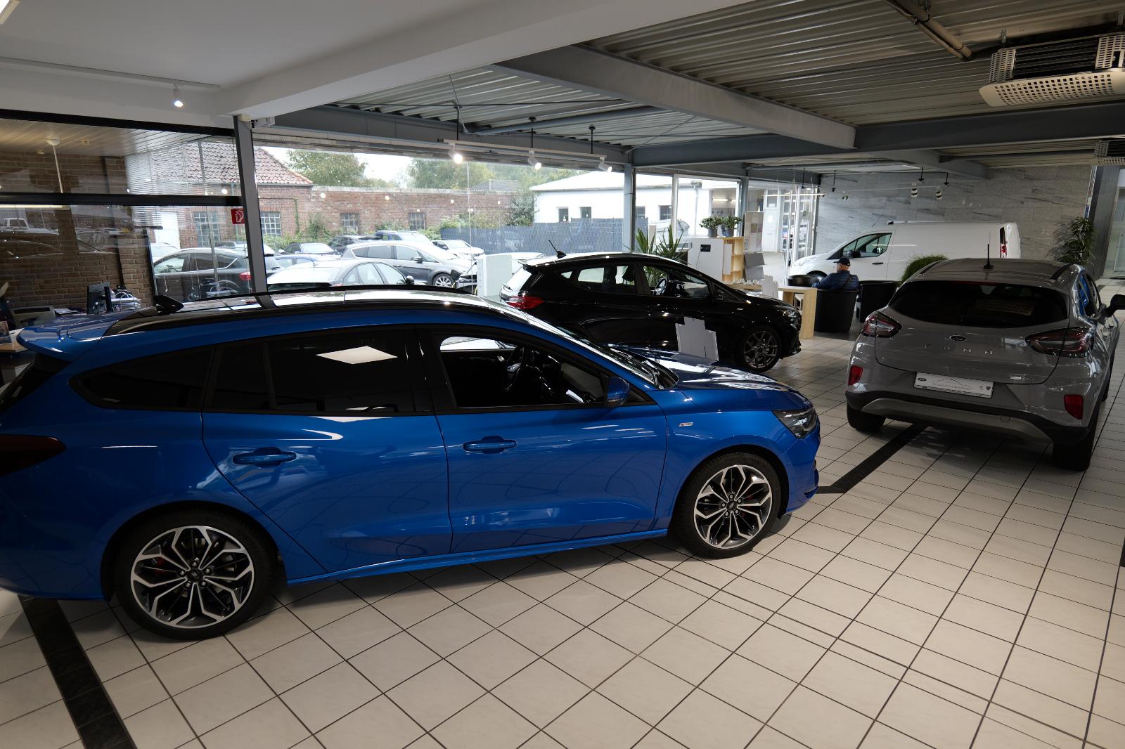 showroom-image-main