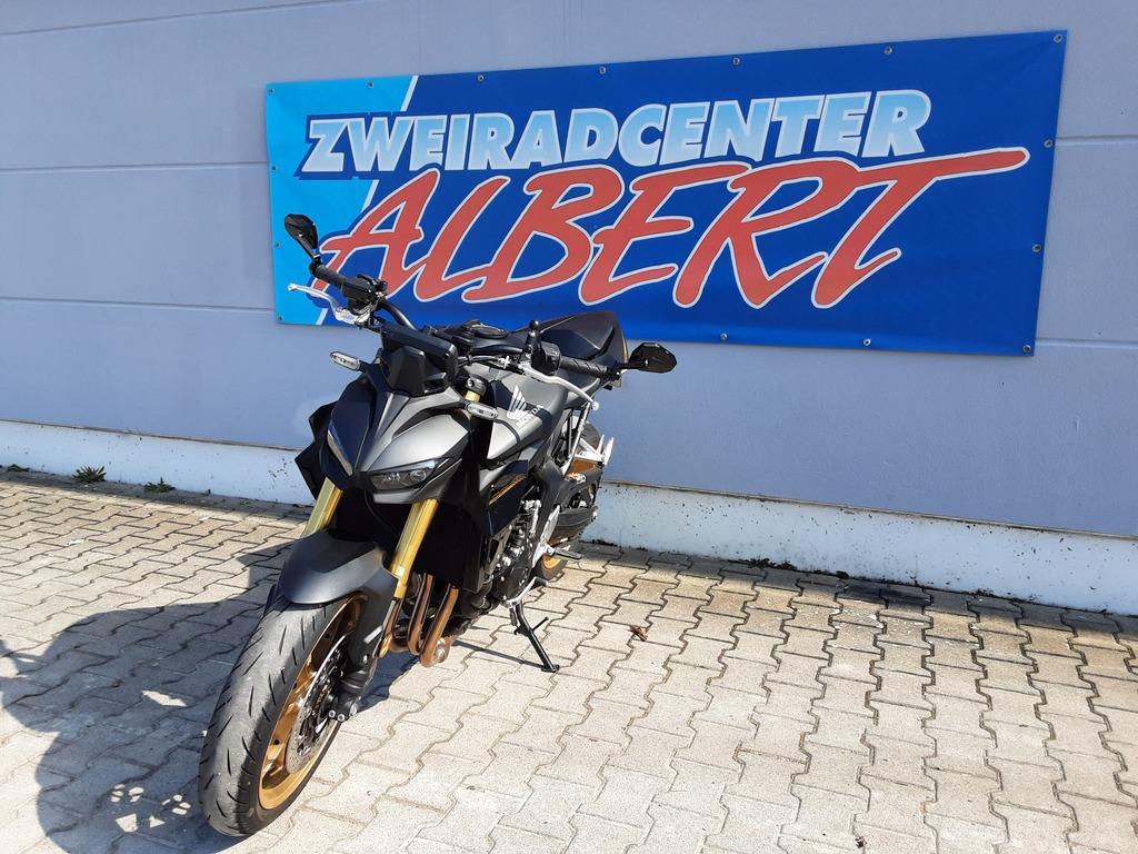 Honda CB1000SPS Hornet  €5+ SC Project, kurz. Heck,