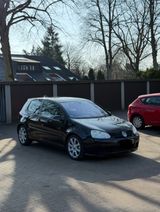 Volkswagen Golf 2.0 FSI Sportline