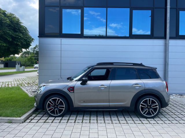 MINI Cooper Works Countryman ALL4 AHK/Leder/Panoram