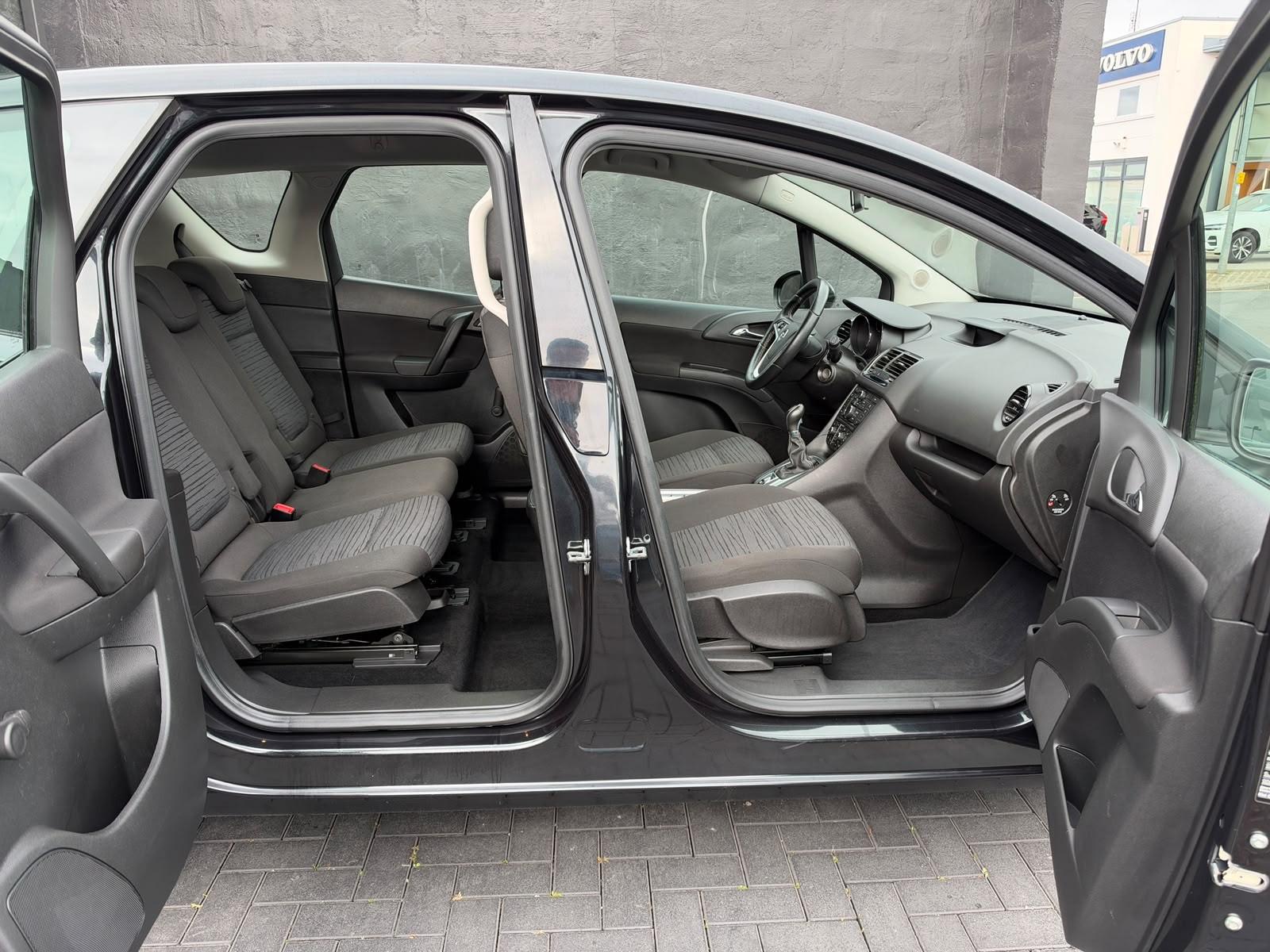 Opel Meriva 2014 — photo 12