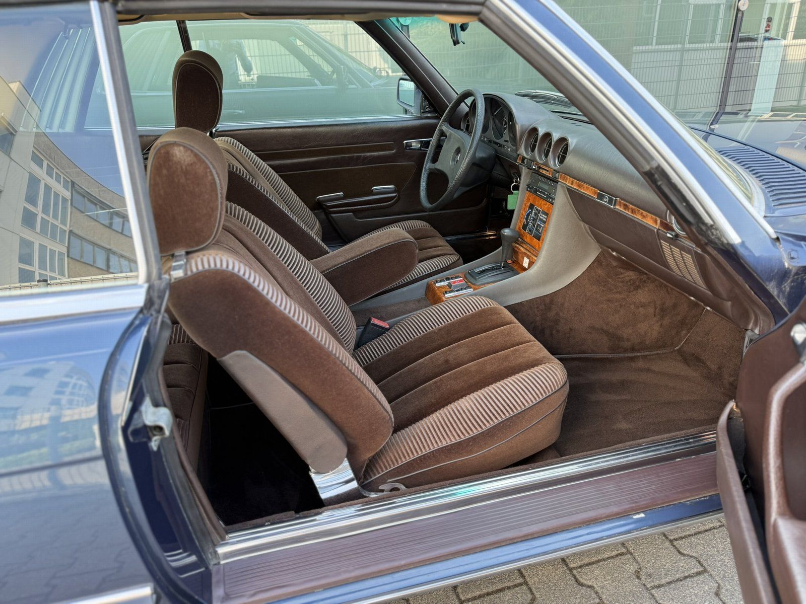 Fahrzeugabbildung Mercedes-Benz 500 SLC *GARANTIE*KLIMAAUTOMATIK*ELEK.SCHIEBEDAC