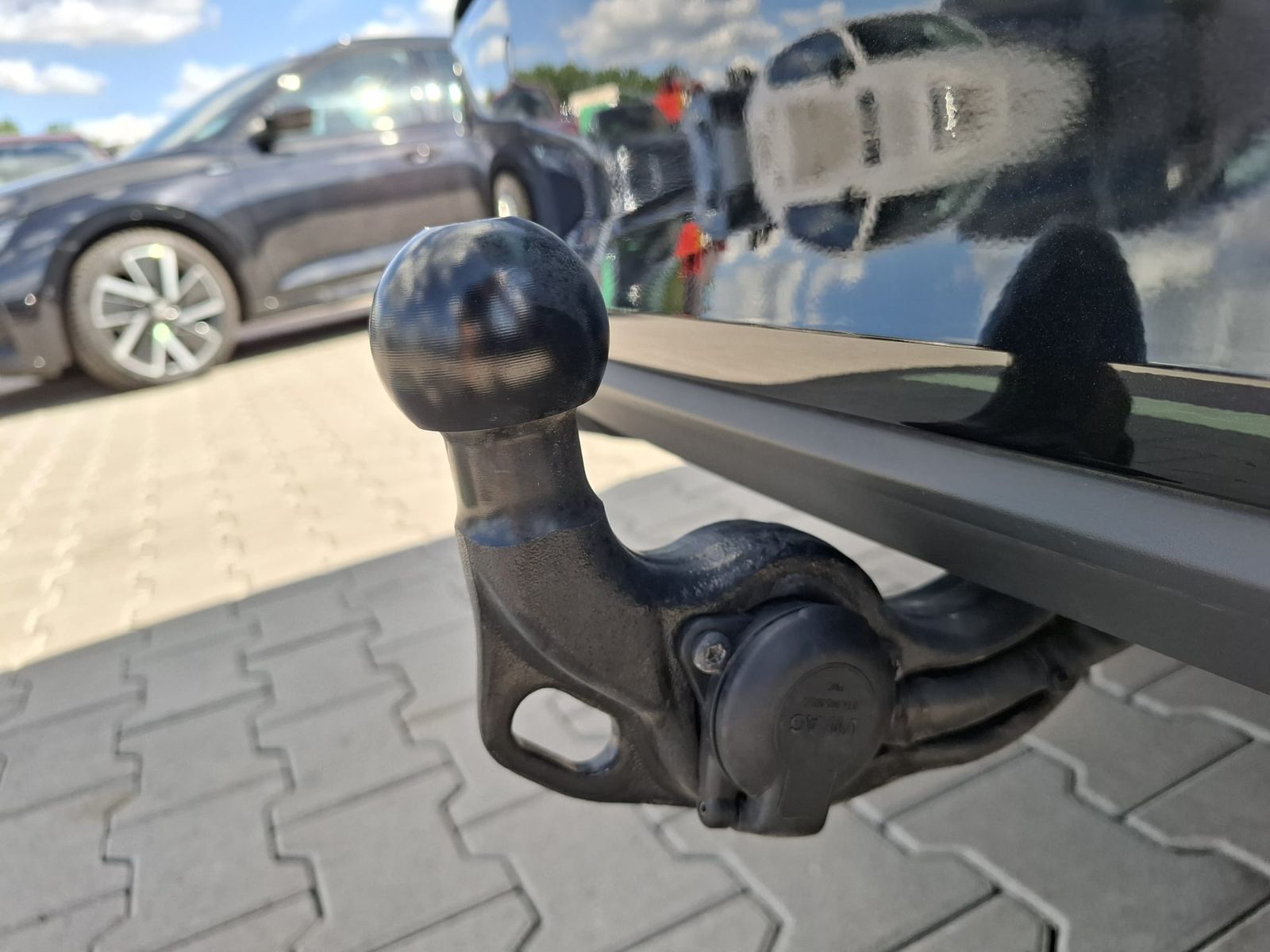 Fahrzeugabbildung SKODA Octavia 1.5 eTSI DSG Selection LED*AHK*5J-Gar.