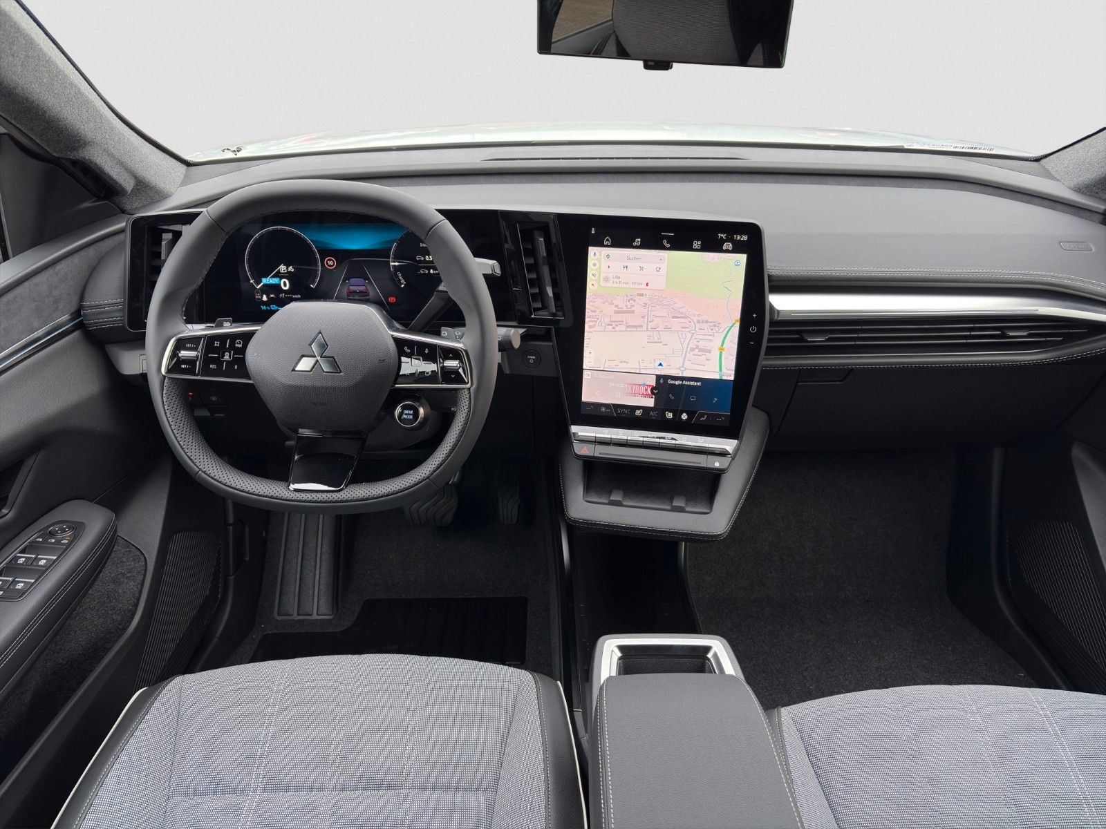 Fahrzeugabbildung Mitsubishi Eclipse Cross Diamant TOP 2Tone 87 kWh (22kW)
