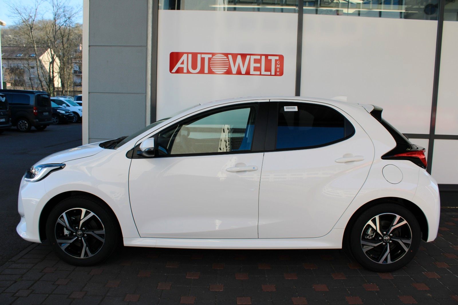 Fahrzeugabbildung Toyota Yaris 1.5 Hybrid Teamplayer + Comfort-Paket