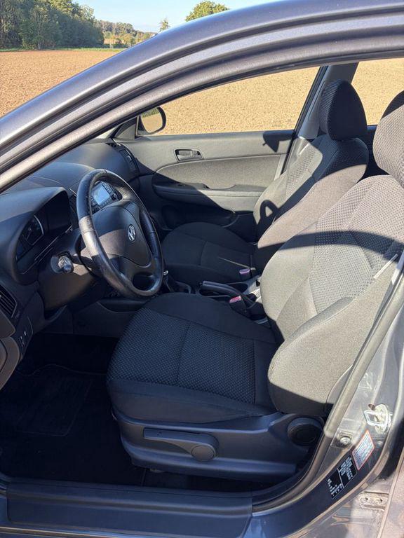 Hyundai i30 2010 — photo 5