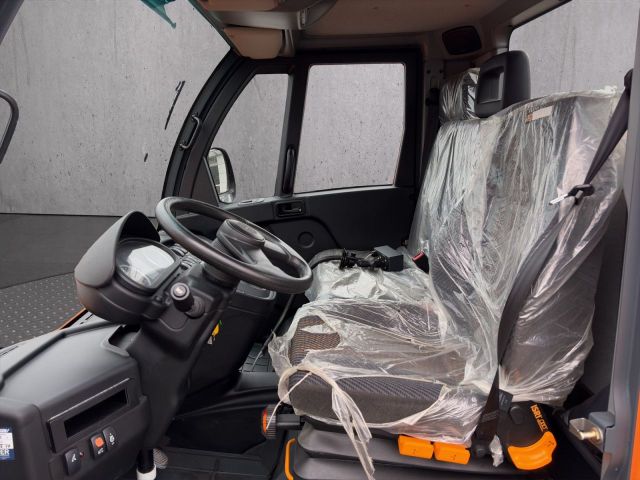 M31 Carrier 4x4 3S-Kipper/Schneepfl./Silostreuer