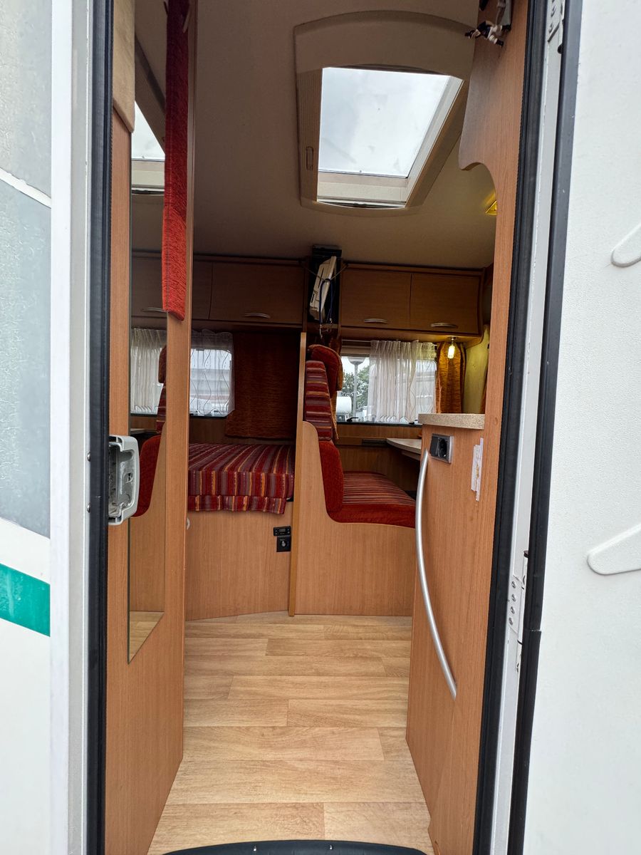 Fahrzeugabbildung Chausson Flash 02 Ford Transit 2.2 KAMERA STANDHEIZUNG TV